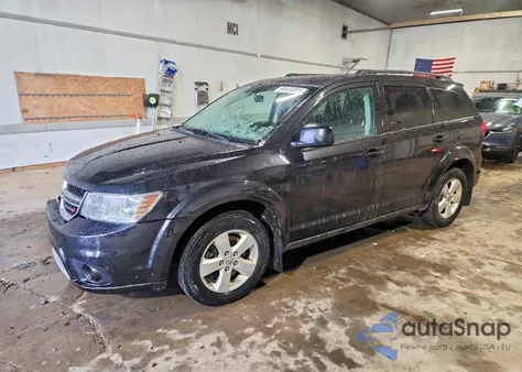2013 Dodge Journey Sxt z USA, uszkodzony, nr VIN 3C4PDCBG9DT705631